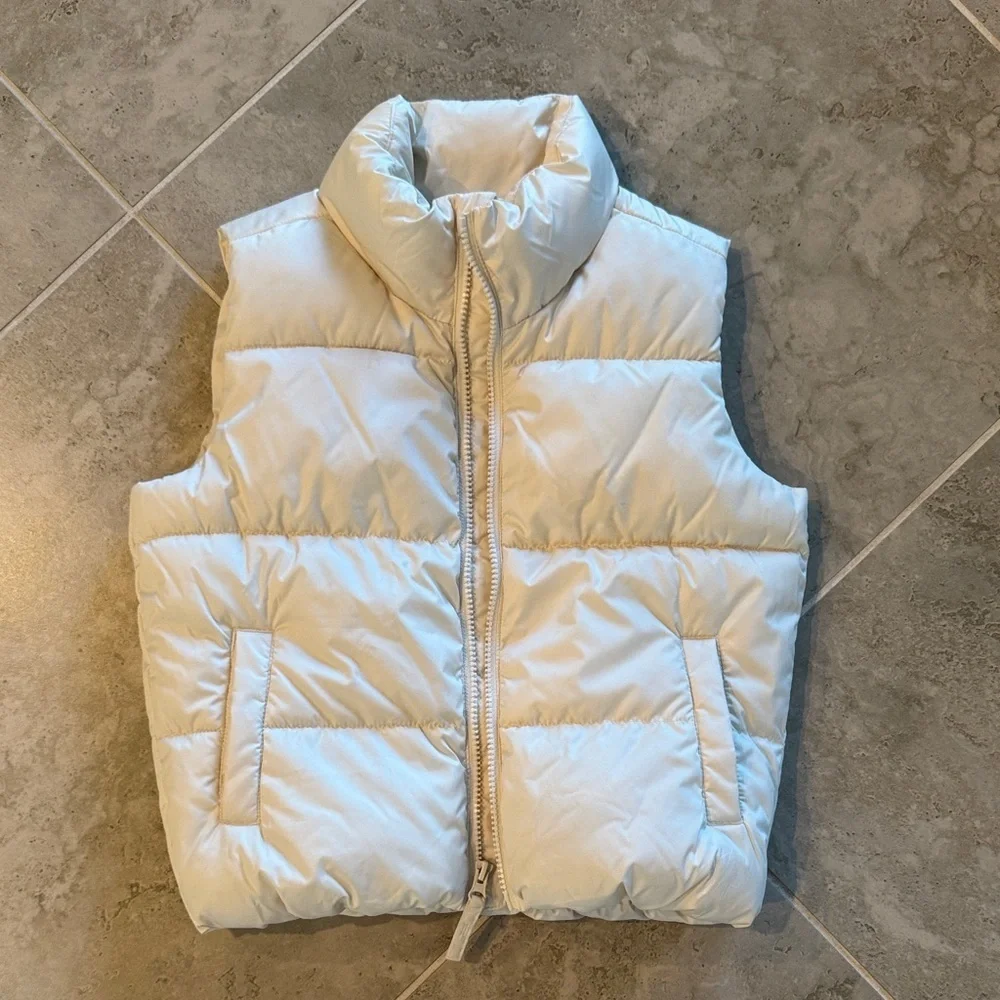 Old Navy Cream Puffer Vest